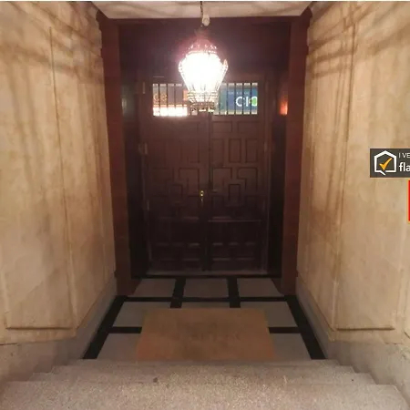 Homyat Prior Romo, Plaza Mayor Salamanka