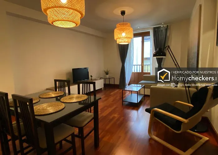 Homyat Prior Romo, Plaza Mayor * Salamanka